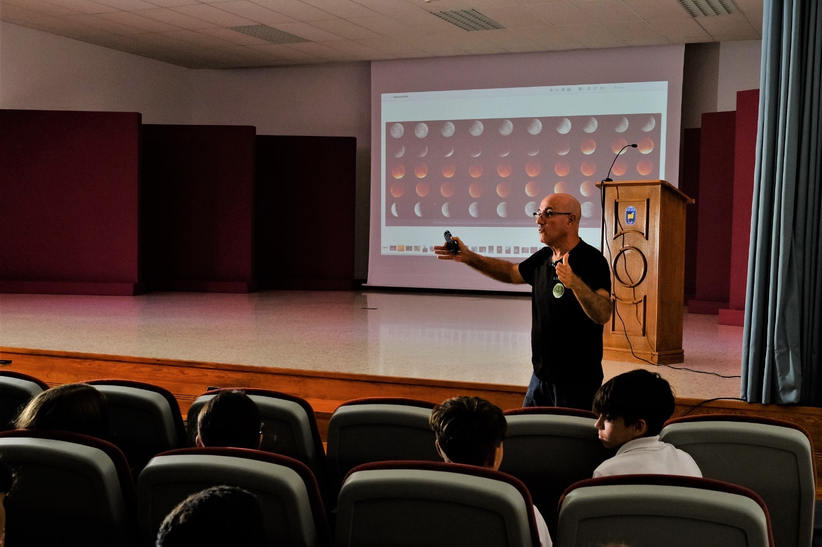 Charla de Pablo Aragón en el CEIP San José (Estepona)