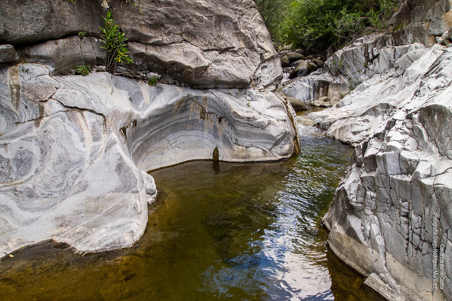 Cahorros del río Castor (Autor: Diego Rodríguez Martínez)