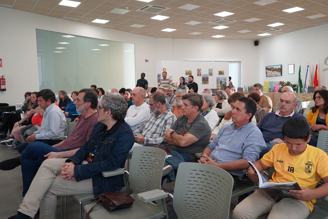 Presentación del libro sobre Sierra Bermeja (Casares, 23 de abril de 2024) Presentación del libro sobre Sierra Bermeja (Casares, 23 de abril de 2024)