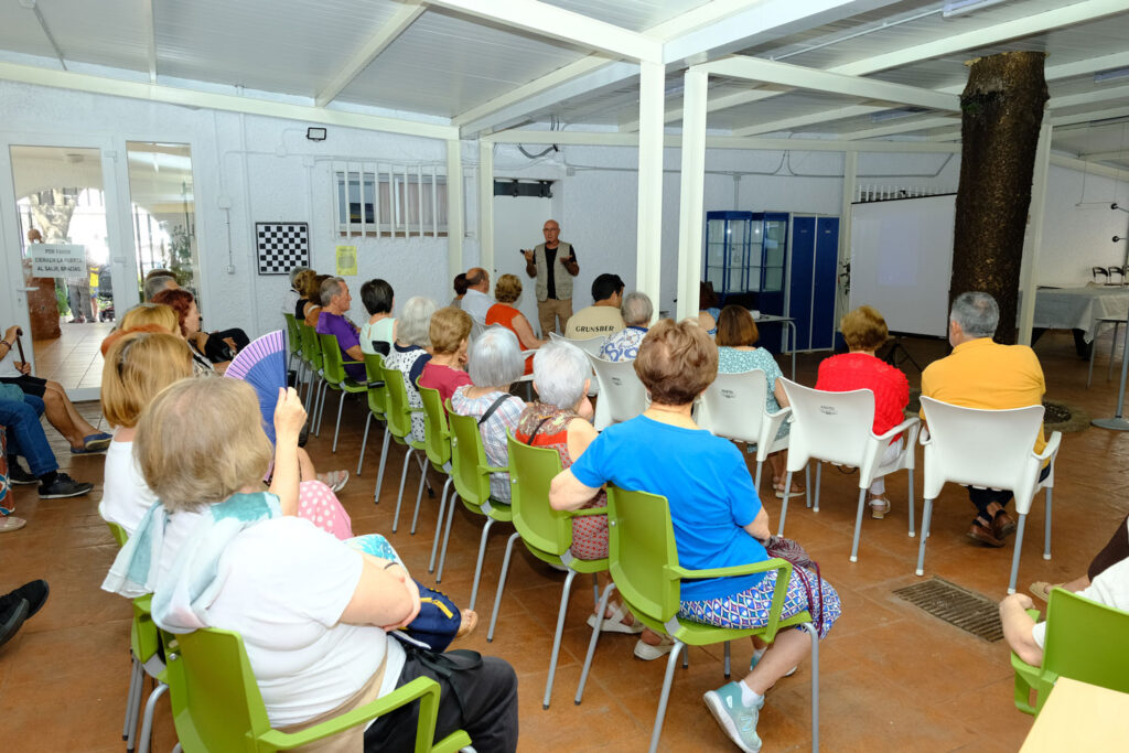 El problema de la contaminación lumínica. Charla de Pablo Aragón Macías (Grunsber)